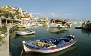 Barcos en El Pireo