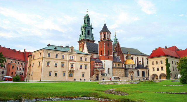 POLONIA I 2