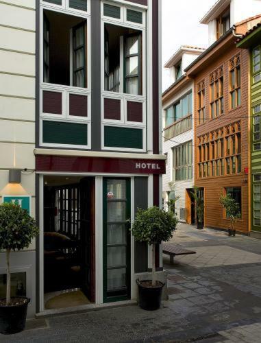 Hotel La Plaza I