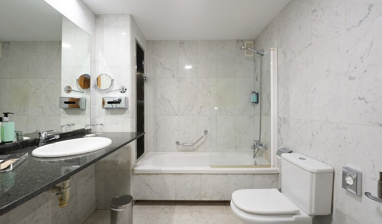 Hotel Catalonia Barcelona Beach