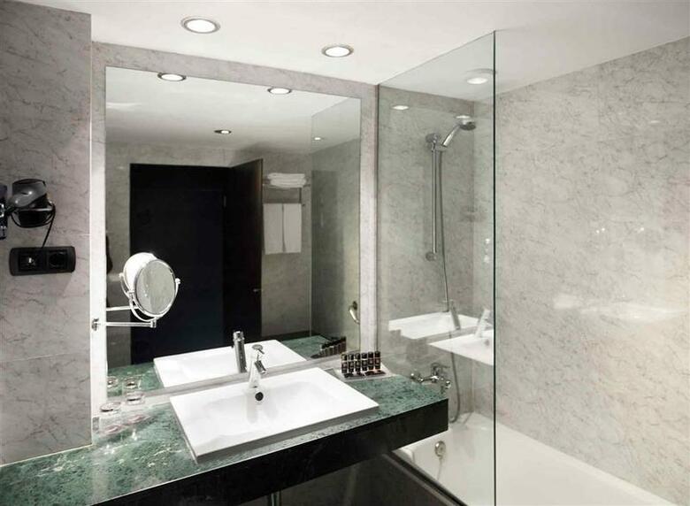 Hotel Mercure Barcelon Condor