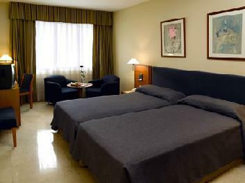 Hotel Mercure Barcelon Condor