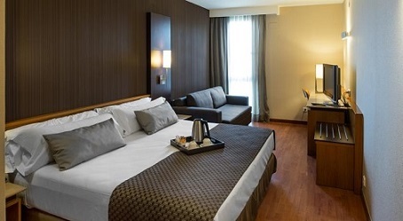 Hotel Catalonia Bristol