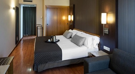 Hotel Catalonia Bristol