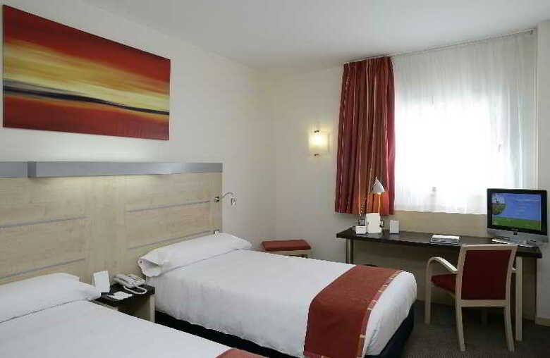 Hotel NH Madrid Nacional