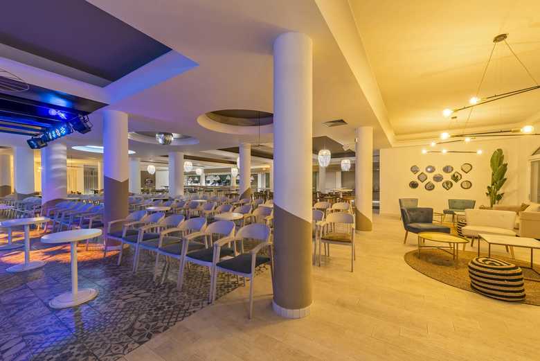 Hotel Fergus Club Europa