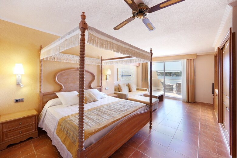 Hotel Iberostar Jard�n Del Sol Suites - Adults Only