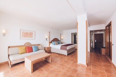 Hotel Iberostar Jard�n Del Sol Suites - Adults Only