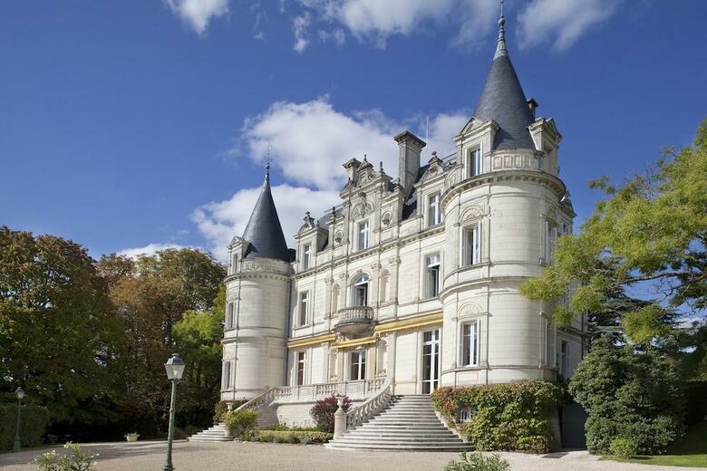 Hotel Domaine De La Tortiniere