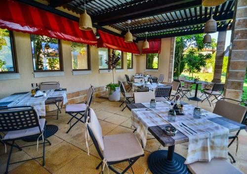 Hotel Club Residence At Blacksearama Golf