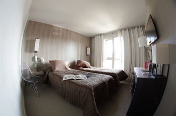 Hotel Bliss
