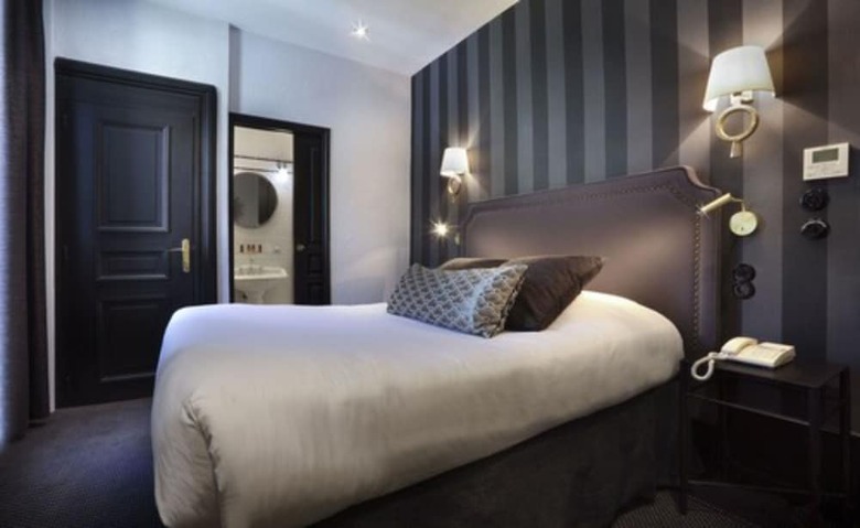 Hotel Ch�teau Des Comtes De Challes