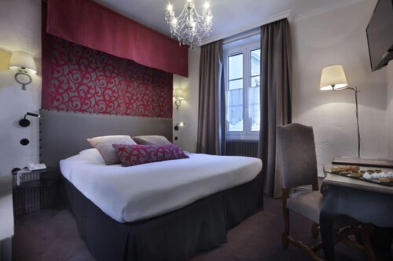 Hotel Ch�teau Des Comtes De Challes