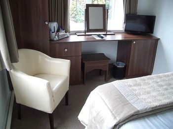 The Yenton Hotel