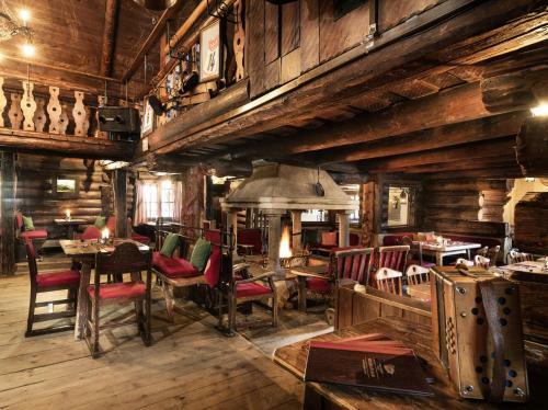 Hostal Bellevue Alm