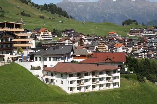 Hotel B�rolina