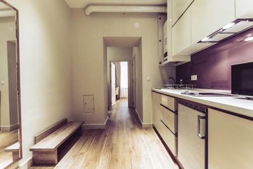 Aurellia Apartments