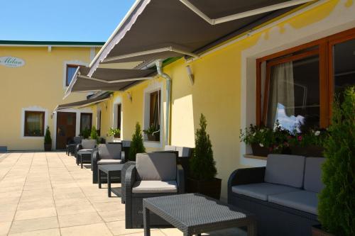 Hostal Pension Milan