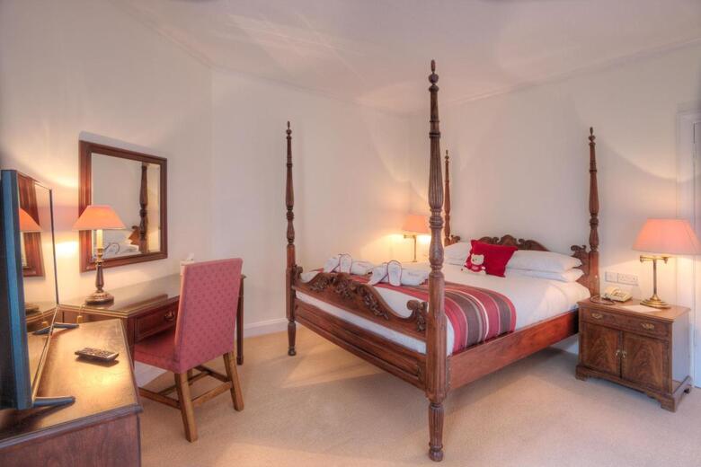 Newton Hotel