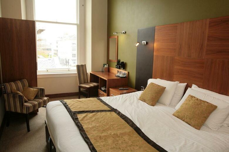 Acorn Hotel