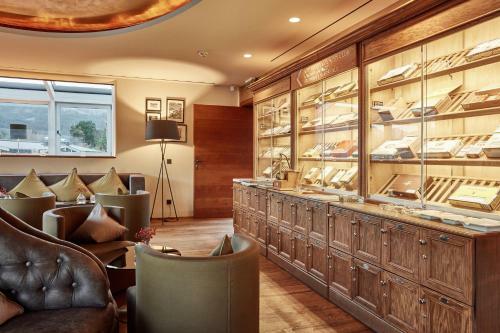 Bentley Motors Lodge
