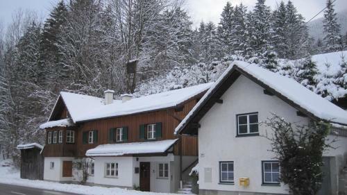 W & S - Cosy Cottage
