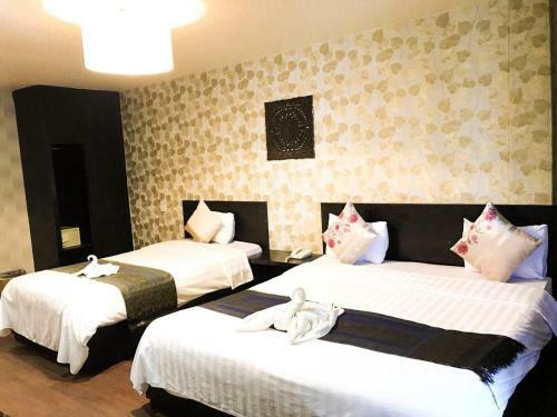 River Star Hotel