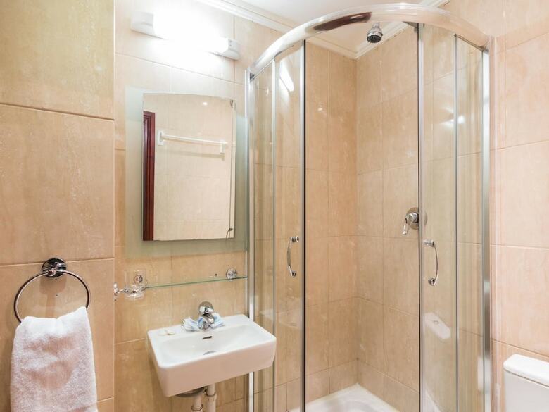 Notting Hill Gate Hotel