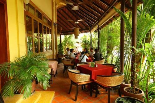 Anise Hotel And Restaurant