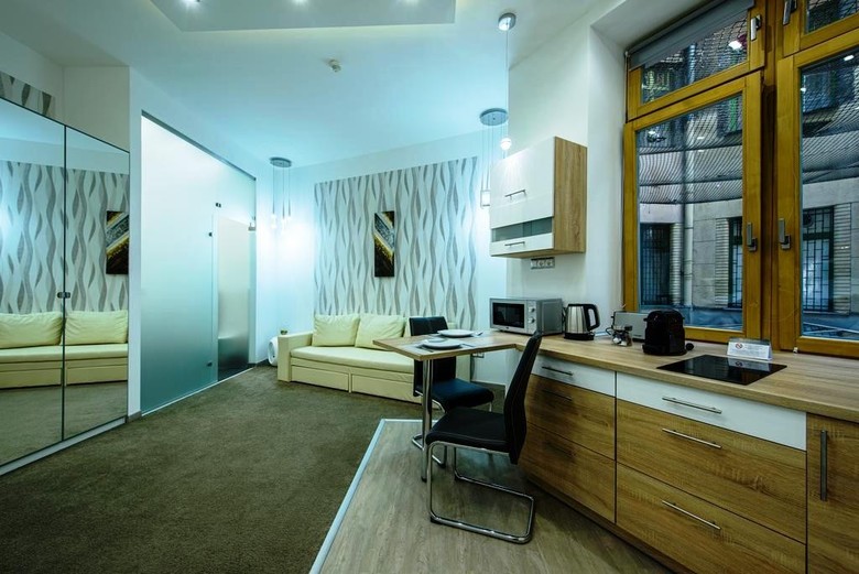Hotel Karoly Corner Residences