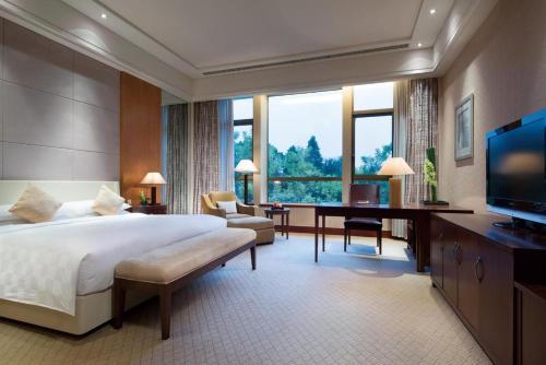 Suzhou Jinji Lake Grand Hotel