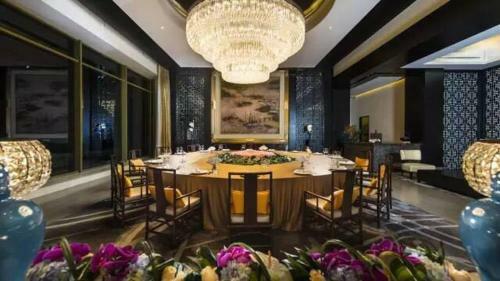 Suzhou Jinji Lake Grand Hotel