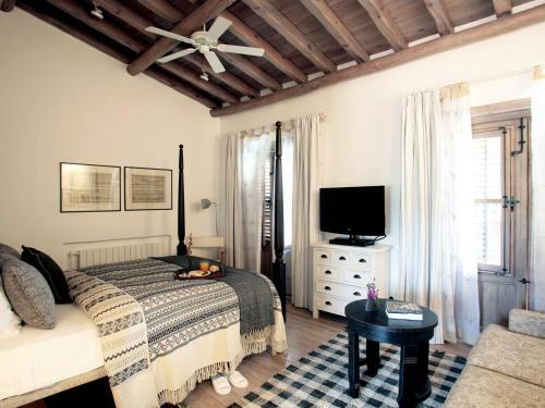 Hostal Apokryfo Traditional Guesthouse