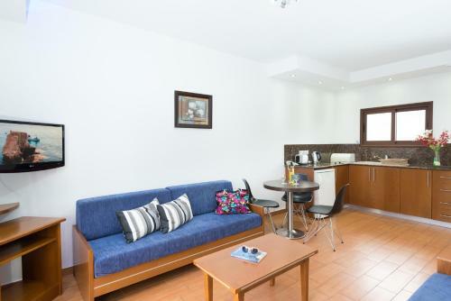 Aparthotel Loutsiana I & II Deluxe Apts