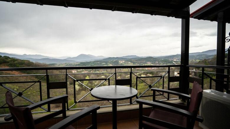 Dellas Boutique Hotel