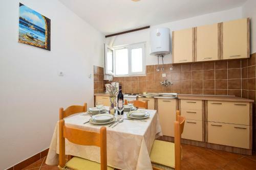 Apartments Radojka 1203
