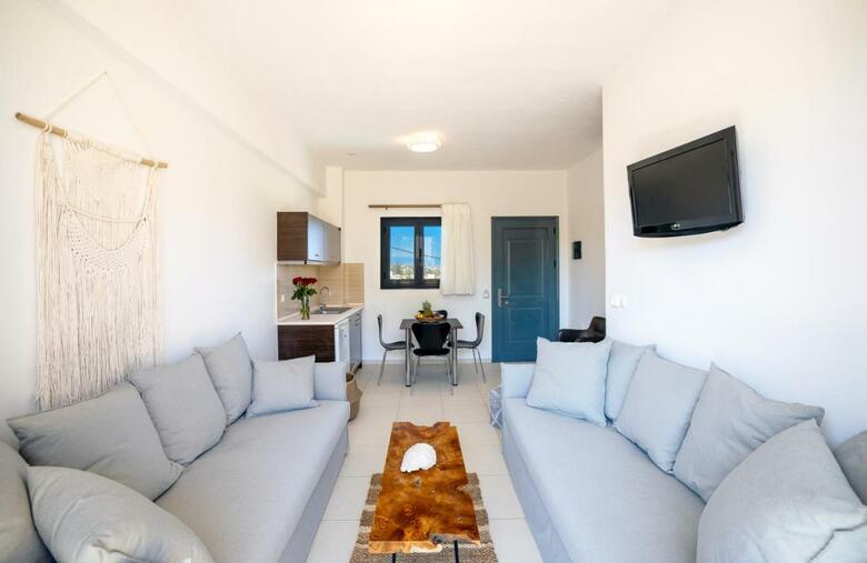 Hotel La Stella Apartments & Suites