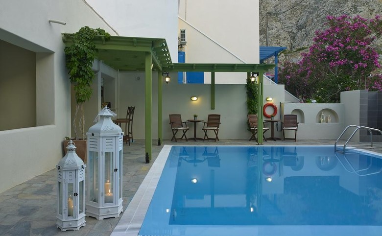 Hotel Studios Marios