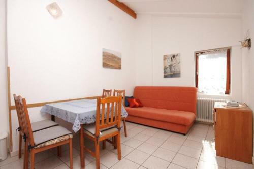 Apartments With A Parking Space Karigador (novigrad) - 2534