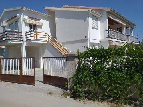 Apartments By The Sea Caska (pag) - 202