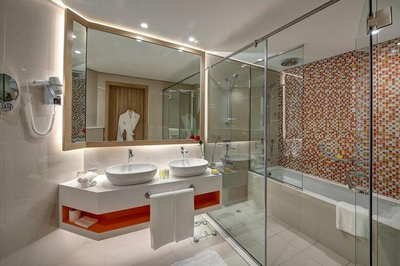 Hotel Al Khoory Atrium