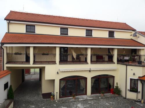 Hostal Hotel Sebastian U Hoffera