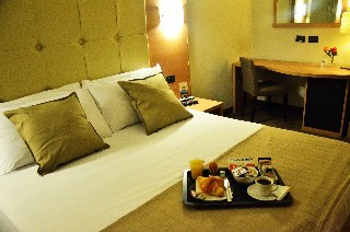 Bed & Breakfast Residenza Cola Di Rienzo - Suite In Rome