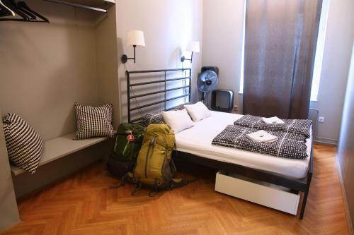 Hostel Zeppelin