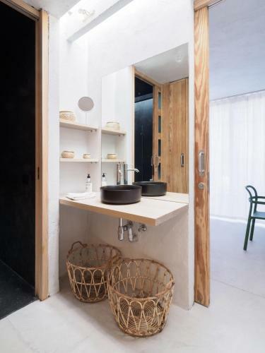 11 Holiday Homes