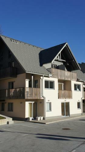 Apartments Holin