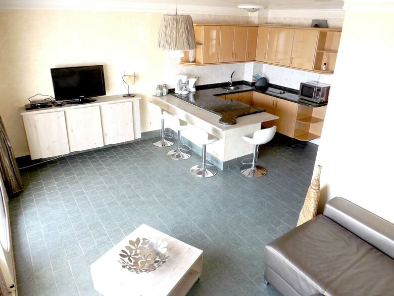 Apartamento Hof Van Holland Carihuela