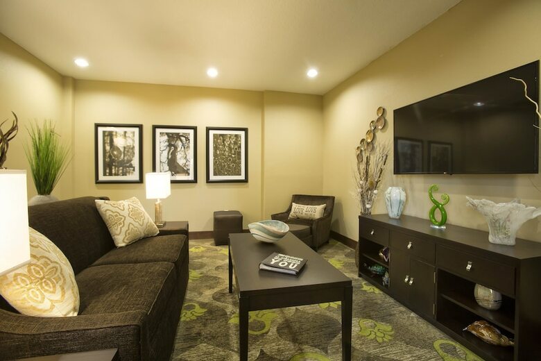 Hotel Staybridge Suites Orlando At Seaworld