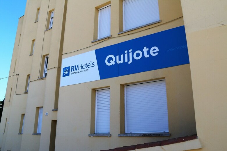 Rvhotels Apartamentos El Quijote