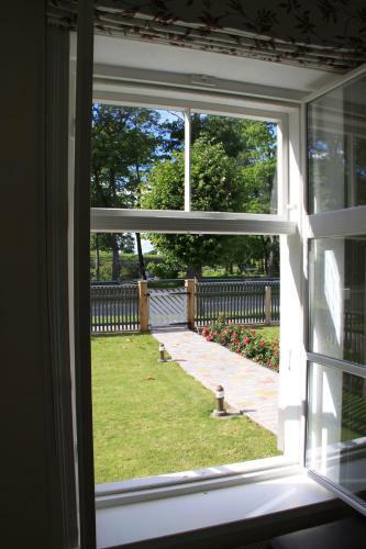 Allee Apartments